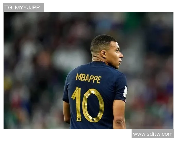 球星争霸赛:聚焦全球顶级足球选手的对决与荣耀之路